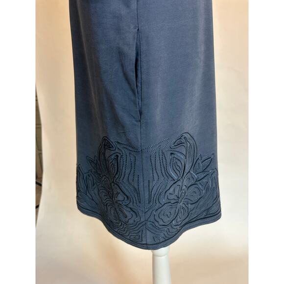 Tommy Bahamas | 100% Silk Embroidered Floral Shift Dress w/Pockets | Small - Picture 11 of 16